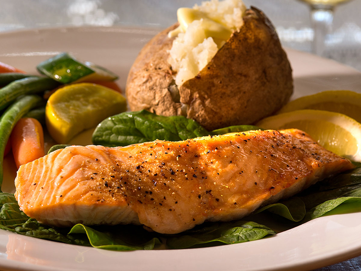 Nightly Special – Salmon with a Baked Potato and Vegetables
